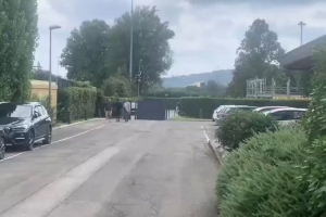 开云官网-加盟在即!马赛边锋洛维抵达医疗中心,接受博洛尼亚的体检
