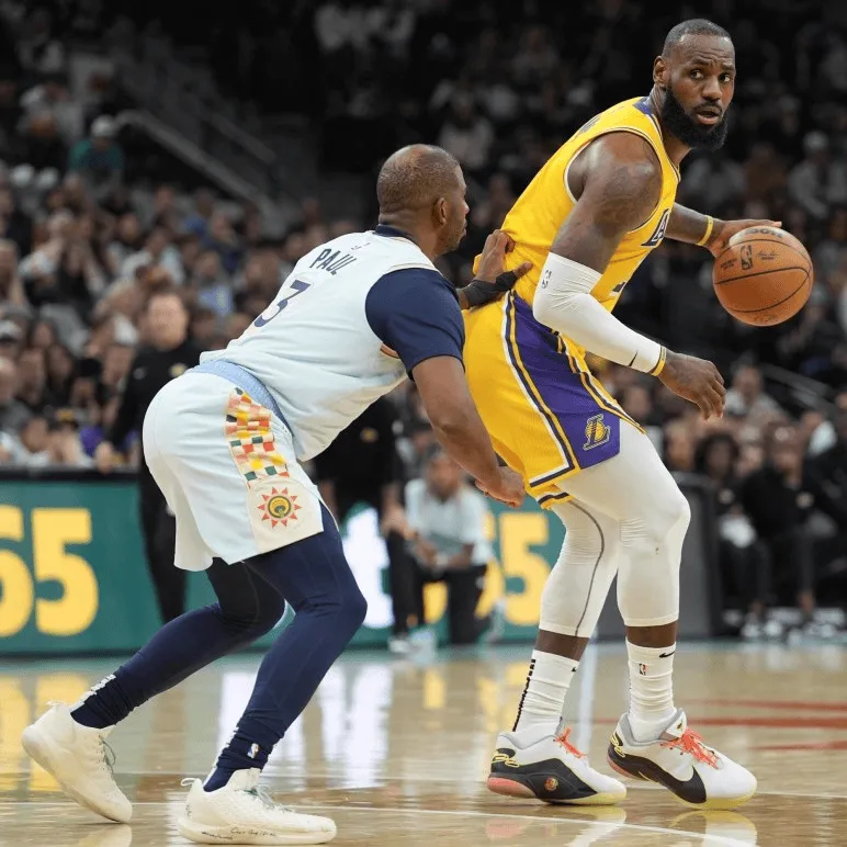 开云-詹姆斯与36.4%的NBA球员对阵过或当过队友,历史最高比例