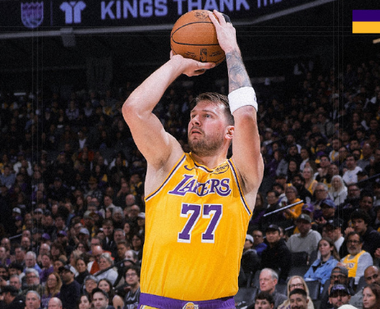 开云官网-东契奇空砍42+7+8+4：末节4中1仅2分 提前认输黯然下场