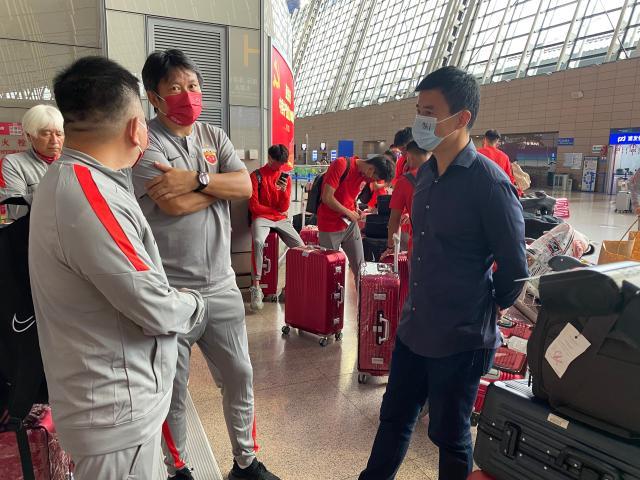 kaiyun-金牌副手相助海港战亚冠 冠军一代队长:压力=动力