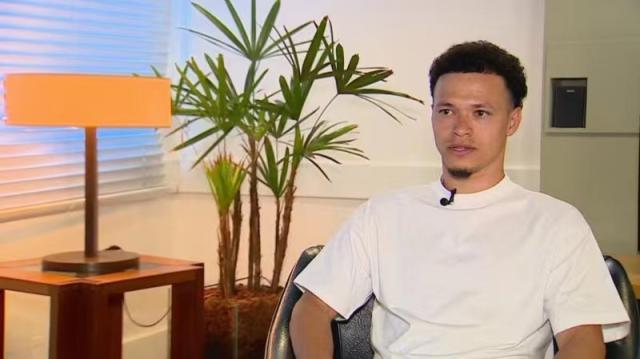 开云体育下载-三镇中场畅谈独闯武汉：找回自我！曾接受心理辅导