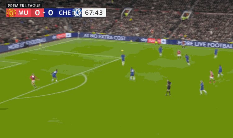 1730658883818022397.gif 点球.gif